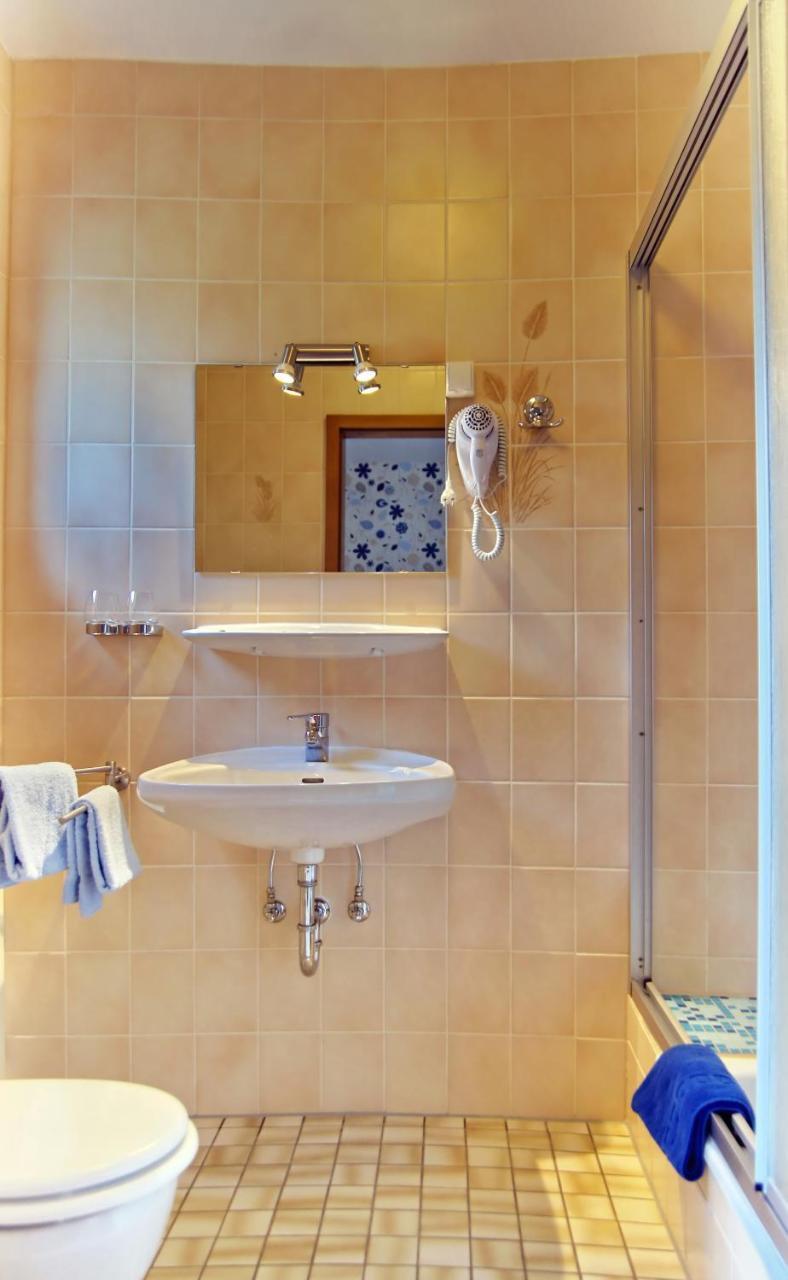 Gasthof Schumacher Hotel Garni Freudenberg  Eksteriør billede